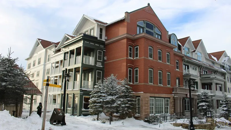 Winter, The Seneca building