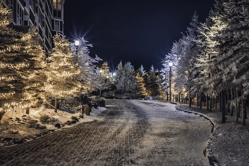 Village night, The Village