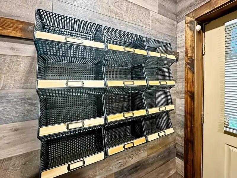 Ski lockers, Loggers Run 4